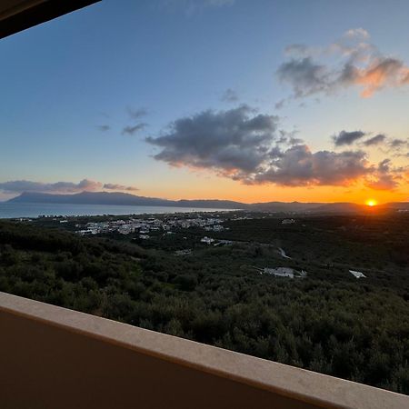 Emmanuel'S Sea View Luxury Apartment Kissamos Luaran gambar